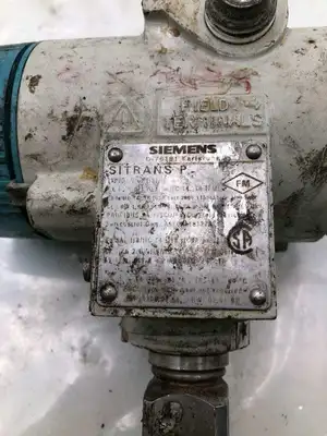 Siemens 7MF4234-1FA10-1NC6-7 Absolute Pressure Transmitter/Sensor 145PSI