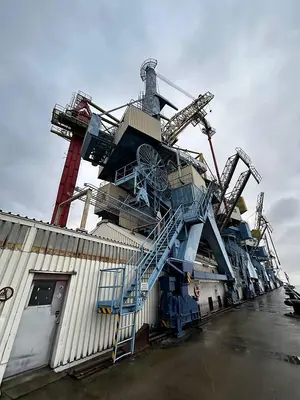 USED 1983 BUHLER GRAIN UNLOADERS
