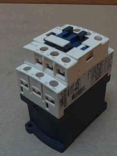 Used TELEMECANIQUE CAD50BD PLC Contactors | Ideal Machinery #619983
