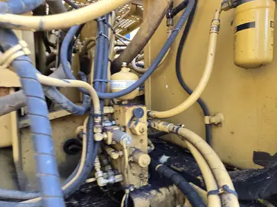 USED 1996 CATERPILLAR 325L