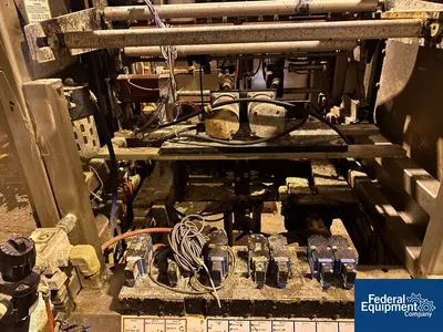USED Hayssen Hayssen Vertical Form, Fill and Seal Unit, Model Ultima 12-16HP