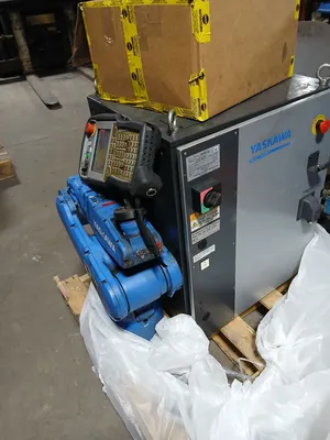 2016 YASKAWA MOTOMAN MH5 Material Handling | ACES Robotics Ltd (2)