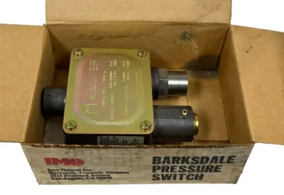 NEW BARKSDALE 9048-6 PRESSURE SWITCH 700-10,000PSI 90486