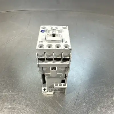 100-C09D*10 ALLEN-BRADLEY (BIN-1.4.5)