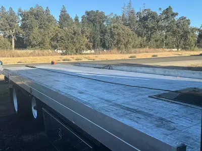USED 2020 FREIGHTLINER M2 106
