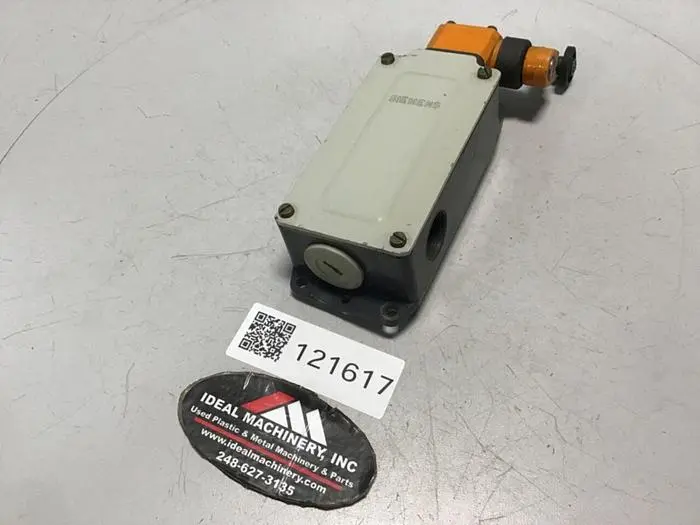 Used SIEMENS 3SE3 404-1G Relays & Switches Michigan US | Ideal Machinery #699028