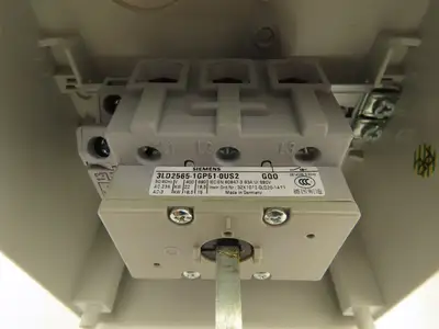 Siemens 3LD2565-1GP51-0US2 Rotary Disconnect Switch 63A 600VAC