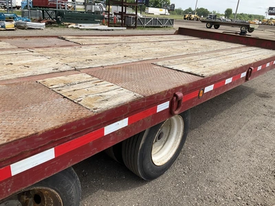 USED 2016 INTERSTATE TRAILER