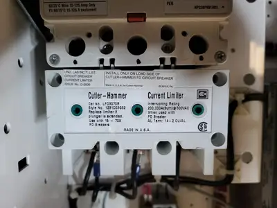 USED EATON SVX010A1-5A4N1