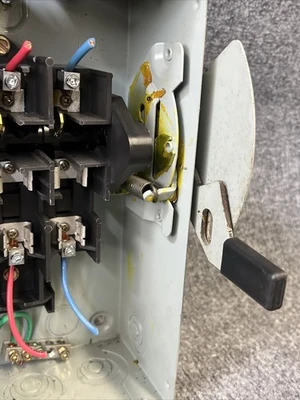 Used Eaton DG321NRB Misc Electrical & Power Parts California US | Davliegogo LLC #1710464