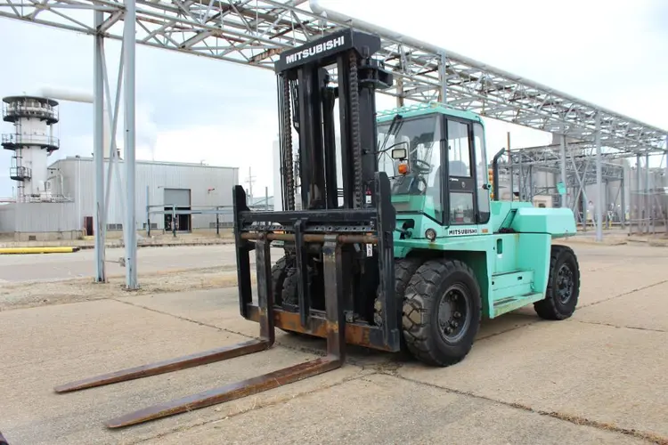MITSUBISHI FD150A Forklift Trucks | Levy Recovery Group