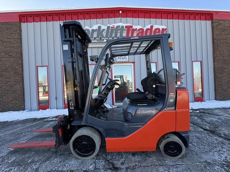 Used 2019 TOYOTA 8FGCU25 Misc Forklifts Wisconsin US | Forklifttrader.com #566994