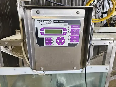 USED FORTRESS PHANTOM