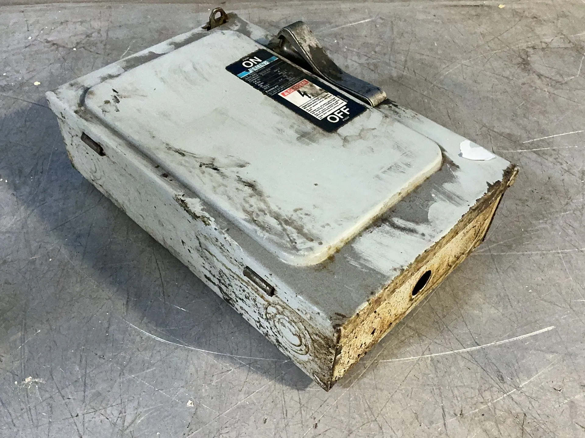 Used SIEMENS F351 Switchgears Ohio US | HGR 24 #1288736
