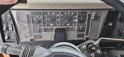 Used 2001 INTERNATIONAL 4900 DUMP TRUCK Dump trucks Utah US | CSS Equipment Sales #1347060