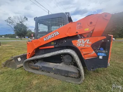 USED 2019 KUBOTA SVL95-2SHFC