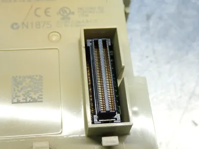 USED OMRON CJ1WAD081V1