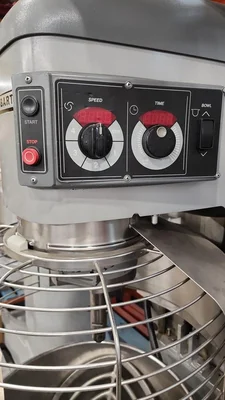 Hobart LEGACY Mixer Model HL 1400N With Bowl and Batter # 42570