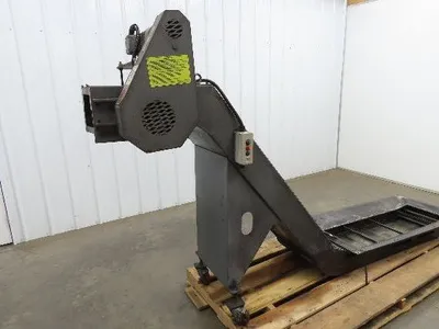 Shin Myung Magnetic Chip Conveyor with Drag Chain Scraper 14"x51" Infeed 220V