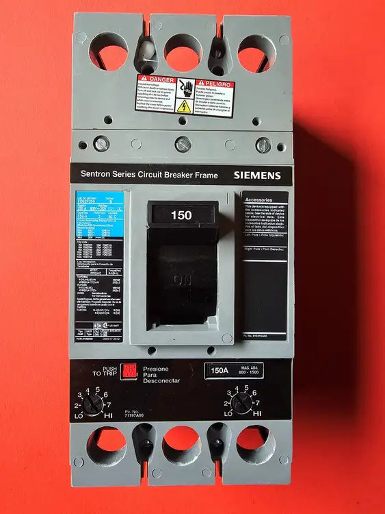 Used SIEMENS FD62F250 Switchgears British Columbia CA | Lenmark #238946