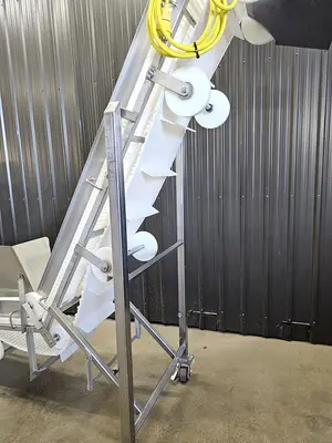 Used Belt Conveyor, 14’’ Wide X 160’’ Long, Cleated Belt