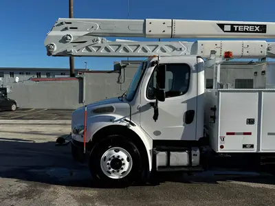 Used 2016 FREIGHTLINER M2 106 Tractors & Trailers Florida US | Truck and Van Outlet #1506256