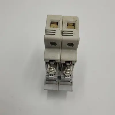 USED BUSSMAN BUSSMAN FUSE BLOCK, CC UL CLASS, 2 POLES, 0 TO 30A AMP RANGE, 600V