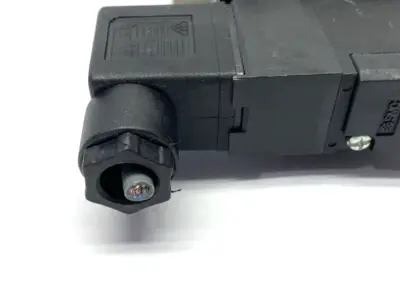 USED SMC SOFT START PNEUMATIC VALVE 3/8" PORTS