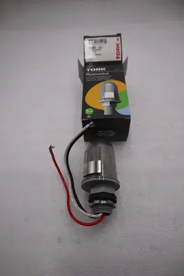 Tork 2000 1/2" Conduit Mounting Photocontrol NEW OPEN BOX STK G890A