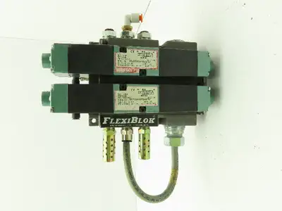 Numatics  082SS415M046P61 2-Station Flexiblock Manifold 24VDC Solenoid Valves