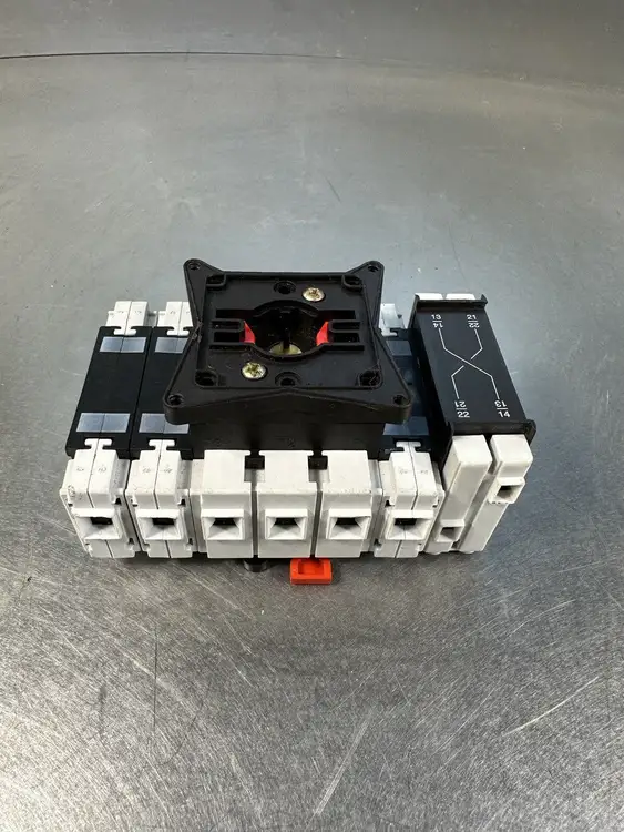 Used Schneider _UNKNOWN_ Switch Parts South Carolina US | Palmetto Automation #1155251