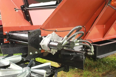 New | in-Stock 2026 PEQUEA SP550 Manure Spreaders Pennsylvania US | Zimmerman Farm Service #1409899