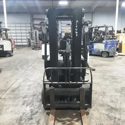 USED 2016 CROWN FC5215-50