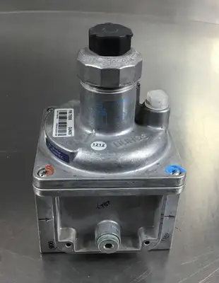 USED Dungs 230472