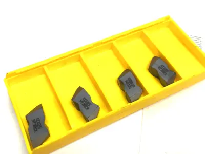 USED KENNAMETAL TOP NOTCH™ THREADING INSERTS NT3RCK