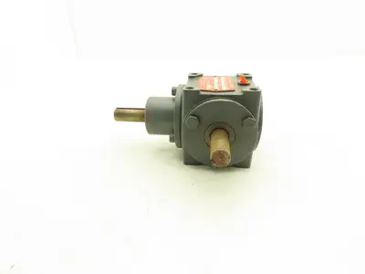 Hub City Model M3 CF Bevel Gear Drive 1:1 Gearbox Right Angle 5/8" Shaft