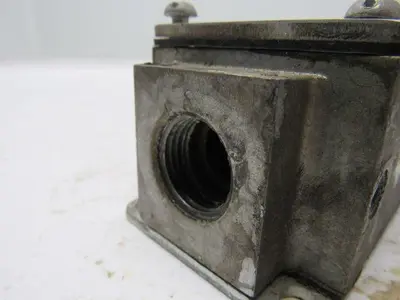 Gould Modicon L100WNS Severe Duty Limit Mill Switch NEMA A600