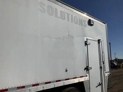 Used 2017 FREIGHTLINER GLIDER KIT Box trucks Michigan US | Miedema Asset Management Group #1579188