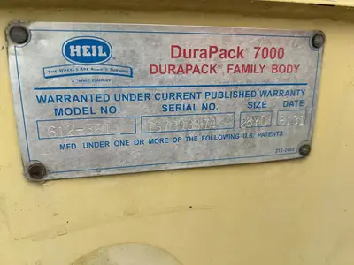 USED 2011 AUTOCAR XPEDITOR