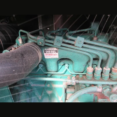 USED KUBOTA ENGINE  V1902-BG1

1.9 LITER 4-CYLINDER DIESEL
BOSCH INJECTOR PUMP