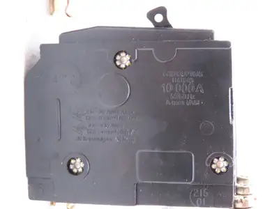 Square D QOB340 Bolt On Circuit Breaker 2 & 3 Pole 20A 240V Mixed Lot of 4