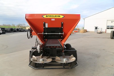 New | in-Stock 2026 PEQUEA SL6 Dry Spreaders Pennsylvania US | Zimmerman Farm Service #1409985
