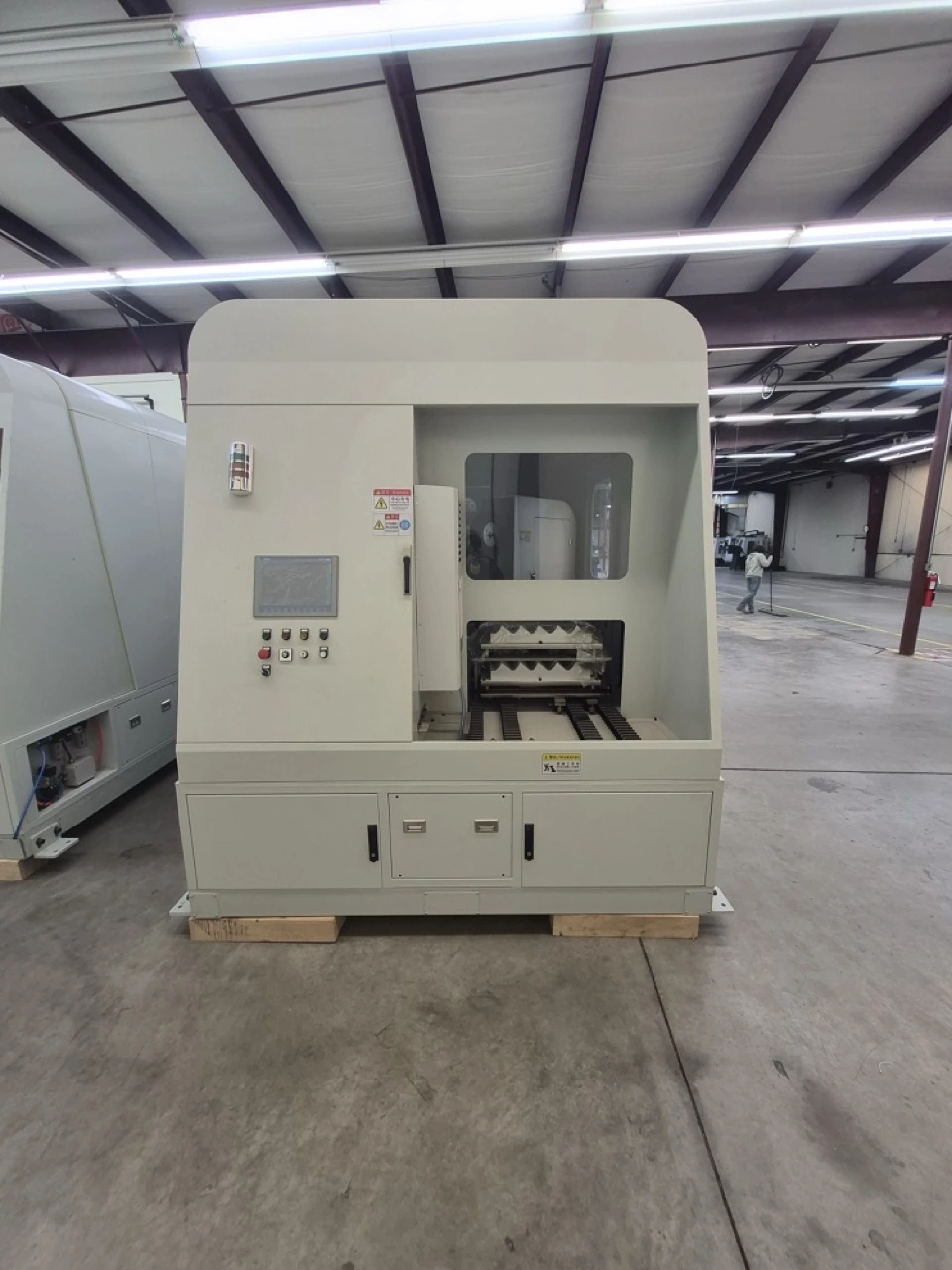 USED 2022 KINGSTONE ROBOTIC BELT GRINDER