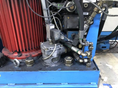 300mm x 300mm LWB Steinl Hydraulic Press 30 Ton
