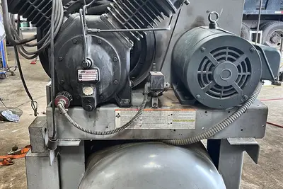 Used 2015 INGERSOLL-RAND 7100-T30 COMPRESSOR Lubricated Reciprocating Air Compressors Louisiana US | Proxy Equipment #1385185