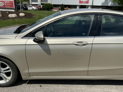 USED 2018 FORD FUSION