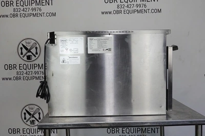 FWE COUNTERTOP HEATING HOLDING CABINET MODEL HCL-1826-4-CHIP (HINGES FROM RIGHT TO LEFT)