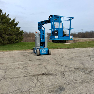 USED 2016 Genie Z-30/20N