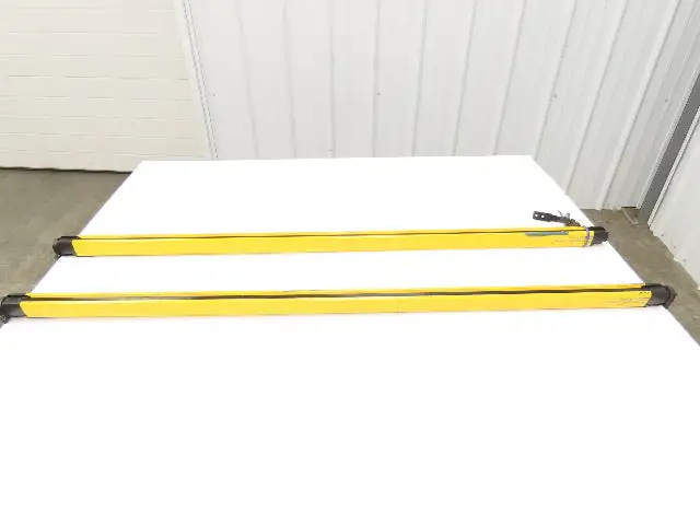 Keyence GL-R60H Safety Light Curtain Transmitter & Receiver Set 25mm 1180mm 15m