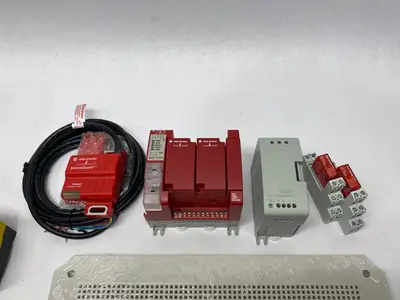 NEW ALLEN-BRADLEY SER. A GUARDMASTER SAFETY RELAY START. KIT